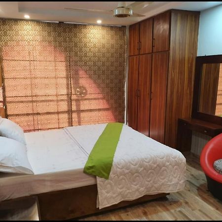 Hak Mall Suites And Apartments Rawalpindi Dış mekan fotoğraf