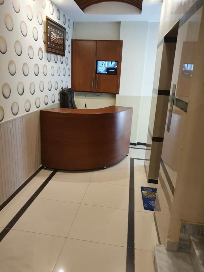 Hak Mall Suites And Apartments Rawalpindi Dış mekan fotoğraf