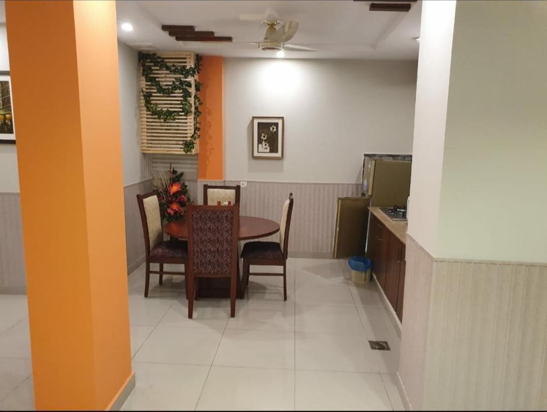 Hak Mall Suites And Apartments Rawalpindi Dış mekan fotoğraf