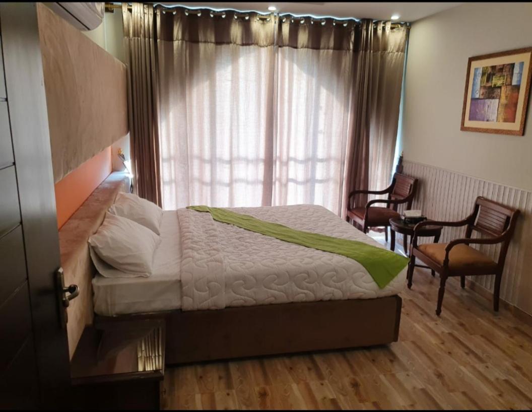 Hak Mall Suites And Apartments Rawalpindi Dış mekan fotoğraf